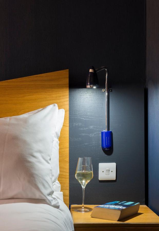 Holiday Inn Express - Glasgow - City Ctr Riverside By Ihg Bagian luar foto