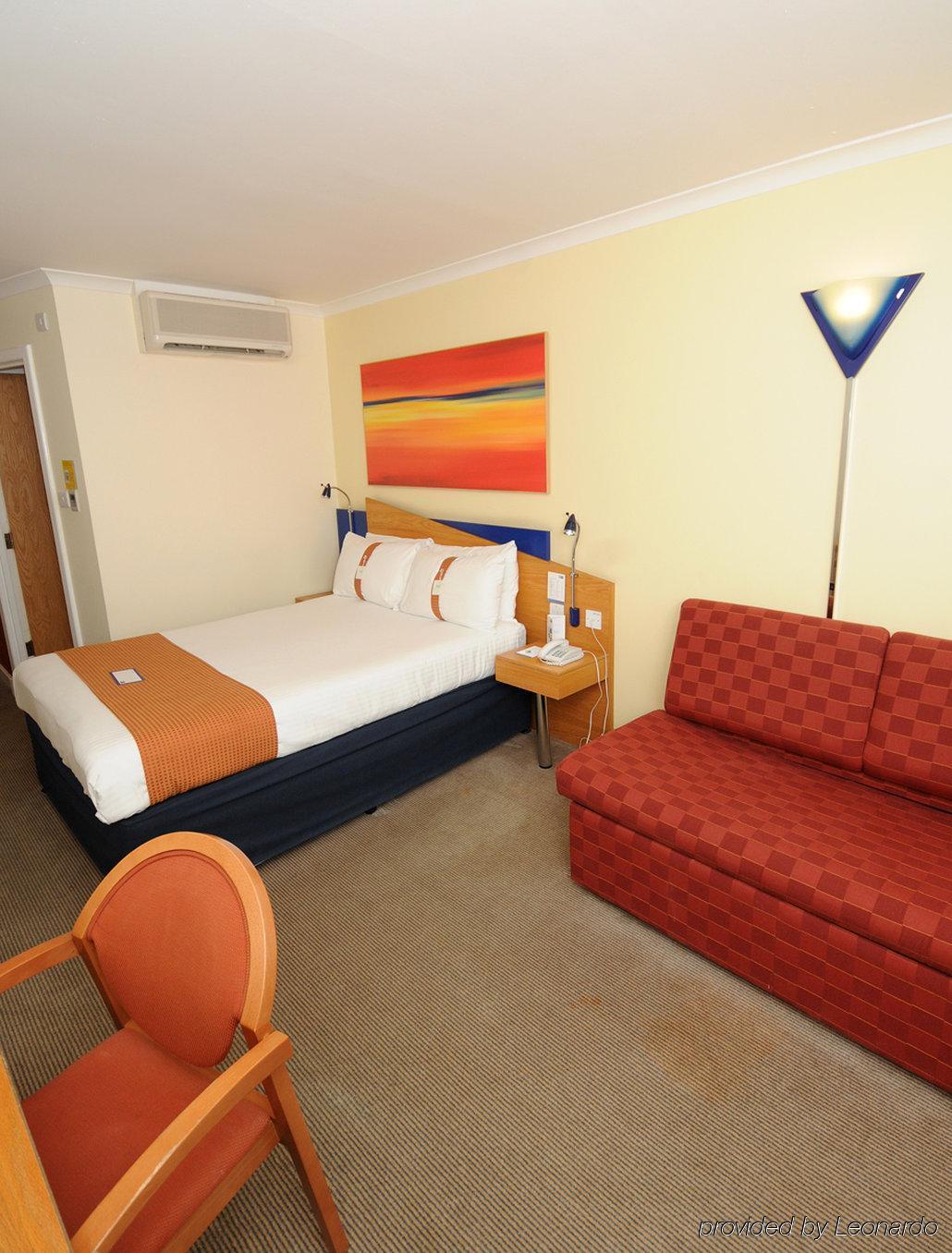 Holiday Inn Express - Glasgow - City Ctr Riverside By Ihg Bagian luar foto