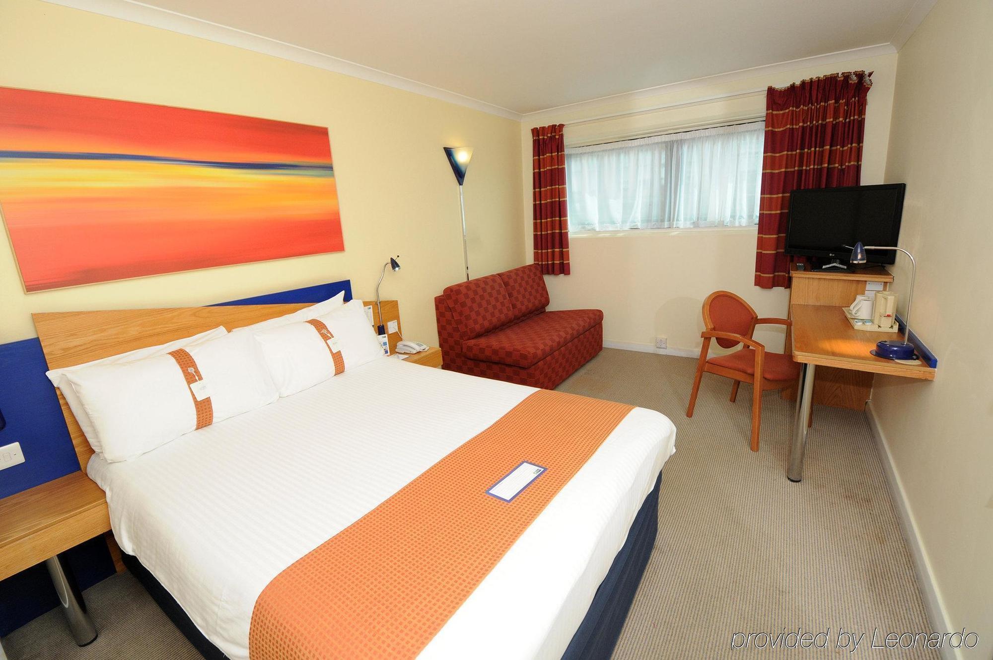 Holiday Inn Express - Glasgow - City Ctr Riverside By Ihg Bagian luar foto