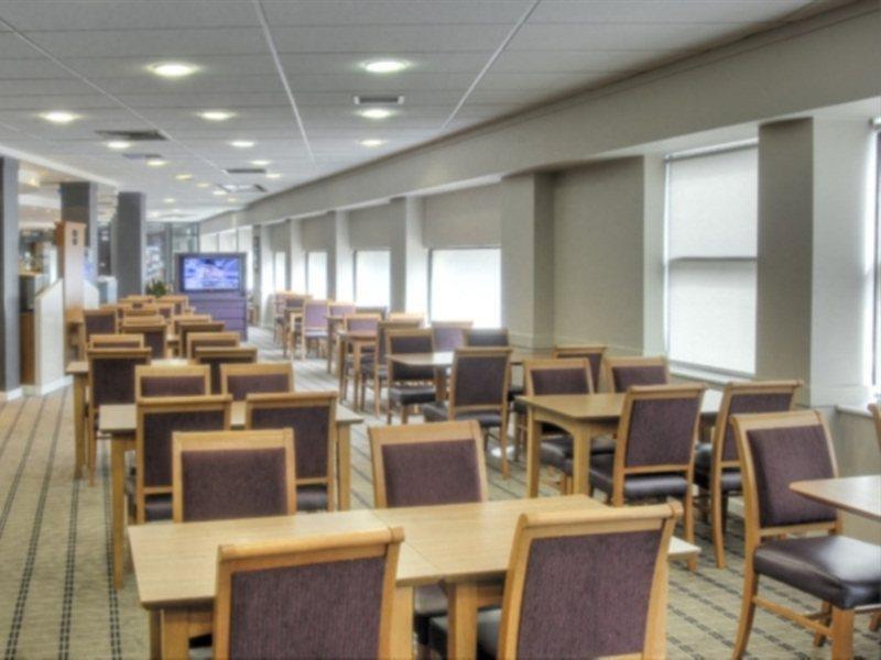 Holiday Inn Express - Glasgow - City Ctr Riverside By Ihg Bagian luar foto