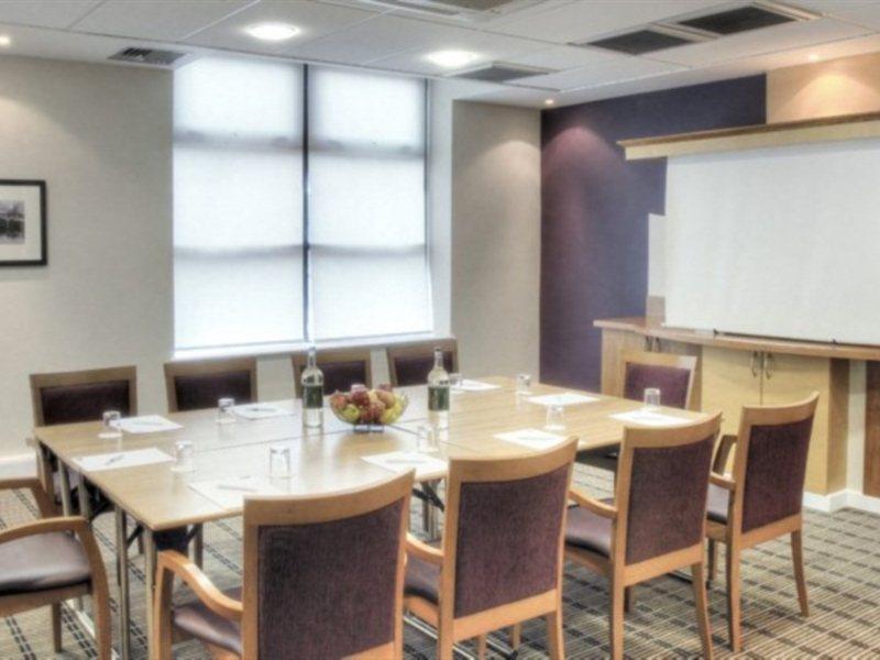 Holiday Inn Express - Glasgow - City Ctr Riverside By Ihg Bagian luar foto